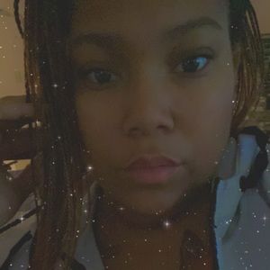 Meet your Posher, Monae